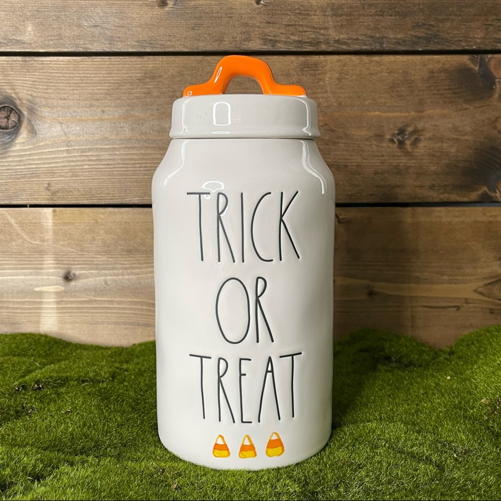 Rae Dunn Trick or Treat Candy Corn Canister Jar With Lid NWT